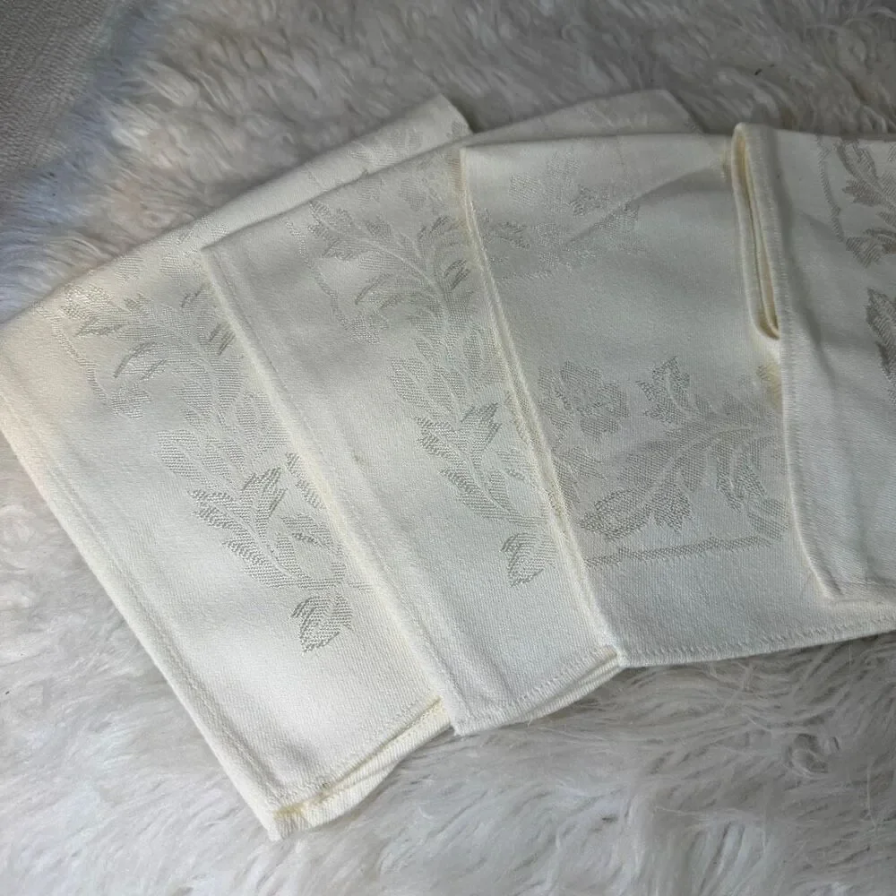 Vintage Table Cloth Napkins Floral Print Set of 7 Cream Color READ